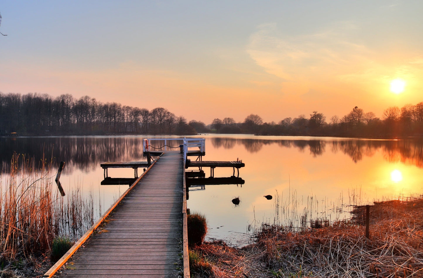 Photo Mural-WALKBRIDGE LAKE-(5424)-NON WOVEN-Wallpaper-Wall-Art-Sunset Sky XXL