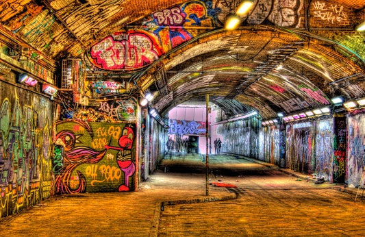 Fototapete VLIES-GRAFFITI TUNNEL-(5672S)-Straßenkunst Tapete Malerei Kunst XXL