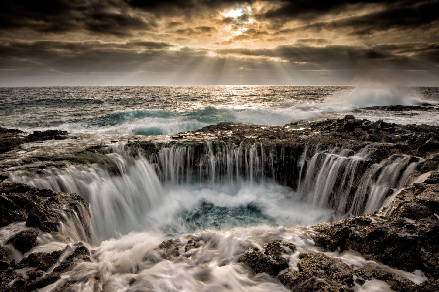 Photo Art Wall Mural-POWER-(6547)-NON WOVEN-Wallpaper-Realistic Waterfall In XXL