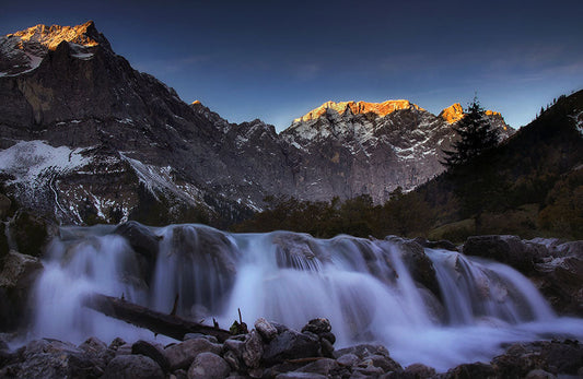 Photo Wall Mural-WATERFALL MOUNTAIN-(8171)-NON WOVEN-Wallpaper-Landscape Vue XXL